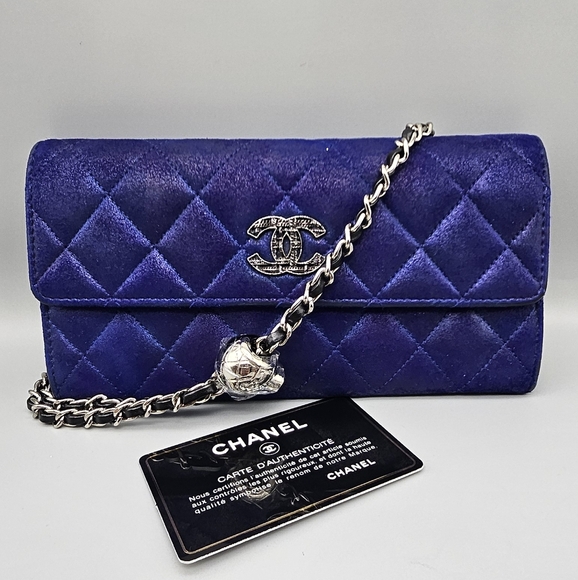 🩶CHANEL Authentic Suede Wallet/Clutch🩶 - Picture 17 of 17